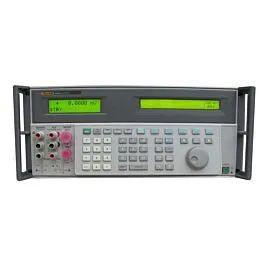 Fluke 5520A-600 Multifunction Calibrator with Oscilloscope