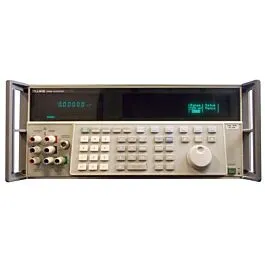 Fluke 5700A Multifunction Calibrator