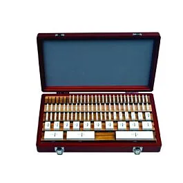 Mitutoyo 516-201-26 81-Piece Square Ceramic Inch Gage Block Set