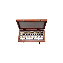 Mitutoyo 516-937-26 Rectangular Steel Gage Block Set